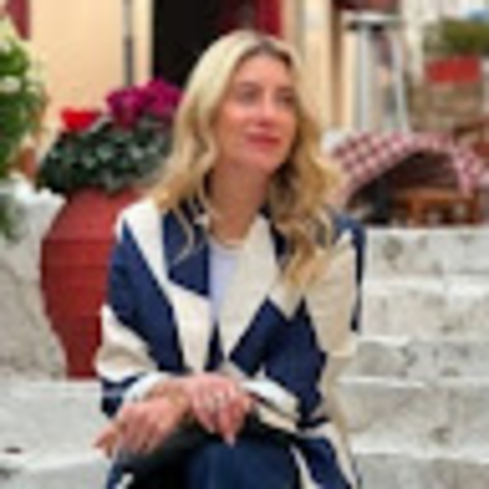 Meet your Posher, Sandra